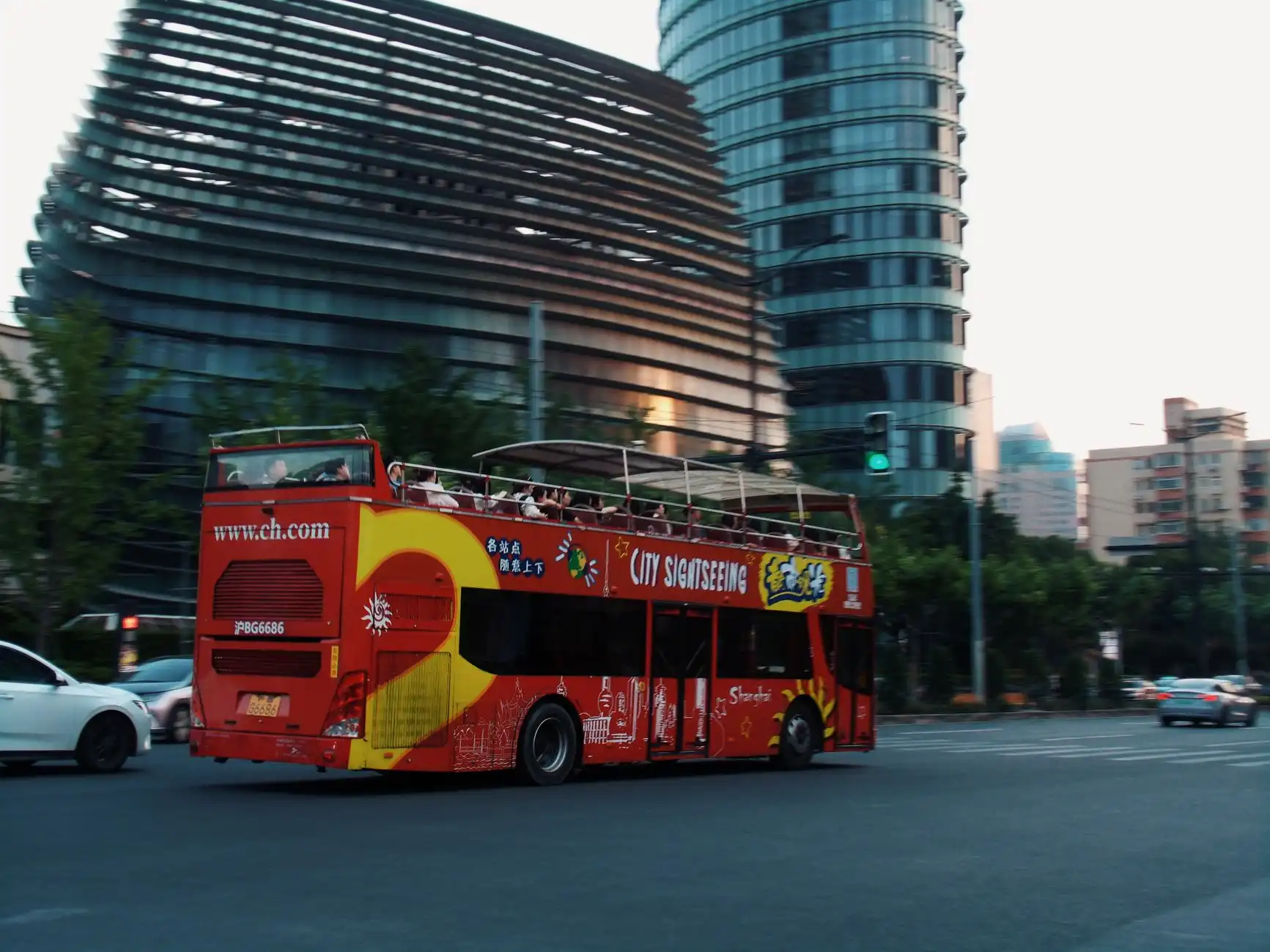 2025年上海旅游服务行业新规解读及合规经营要点分析正文配图 1