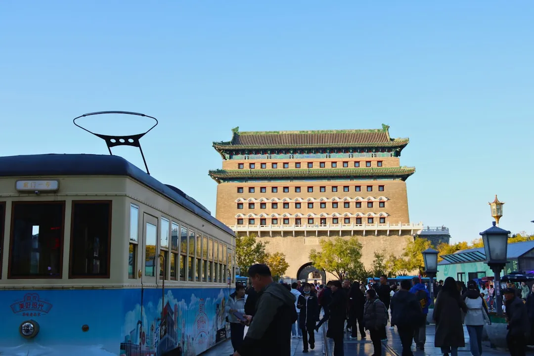 上海司兼导旅游服务模式升级：司机兼导游一体化运营方案解析正文配图 2